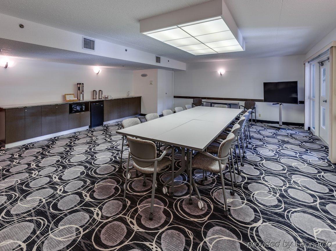 Heritage Inn Hotel & Convention Centre - High River Экстерьер фото